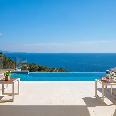 Ultra Luxurious Hvar 5 Bedrooms Celestia Private Heated Infinity Pool Stunning Sea Views Sveta Nedilja *