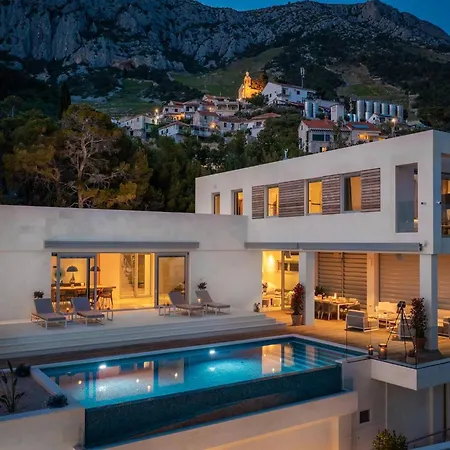 Ultra Luxurious Hvar 5 Bedrooms Celestia スヴェタ・ネデリャ